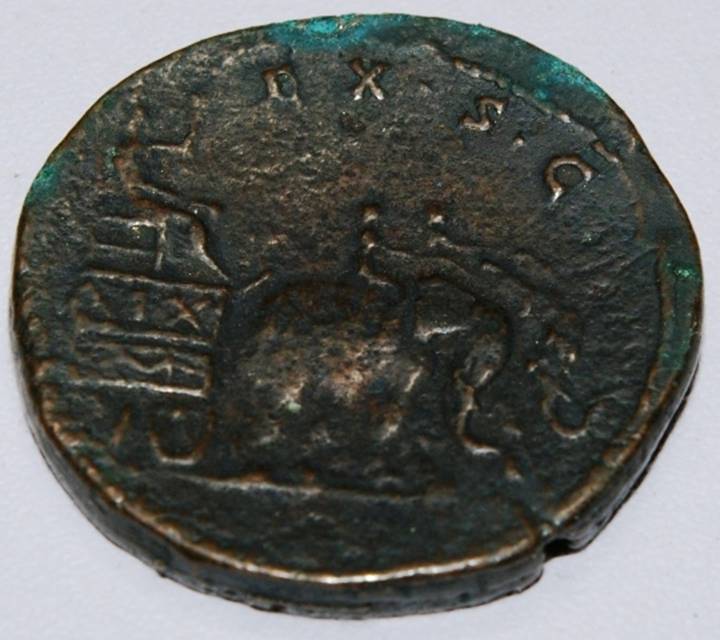 Help-With-Ancient-ID-|-Faustina-Sestertius---Repro?
